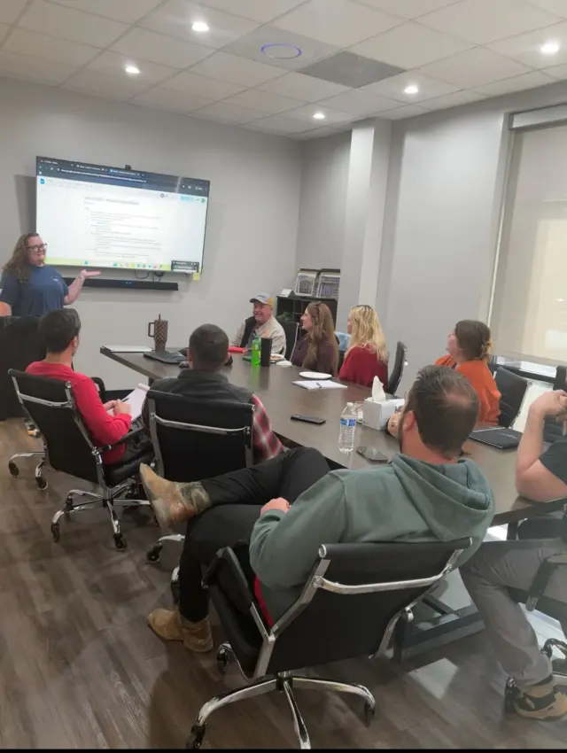 Nothing brings a team together like learning… and pizza. 🍕🤓
We explored the ins and outs of Asana and how it helps us stay organized and on track. Shoutout to Kayle and Lauren for leading an awesome session! 📊✨ #TeamTraining #WorkplaceLearning #TeamBuilding #Asana #ProductivityTools #WorkSmarter #OfficeLife #LearningCulture